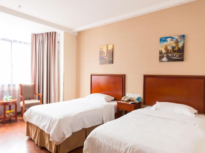 Greentree Inn Jiangsu Suzhou Kunshan High Speed Rail Station Hengshan Road Express Hotel Екстер'єр фото