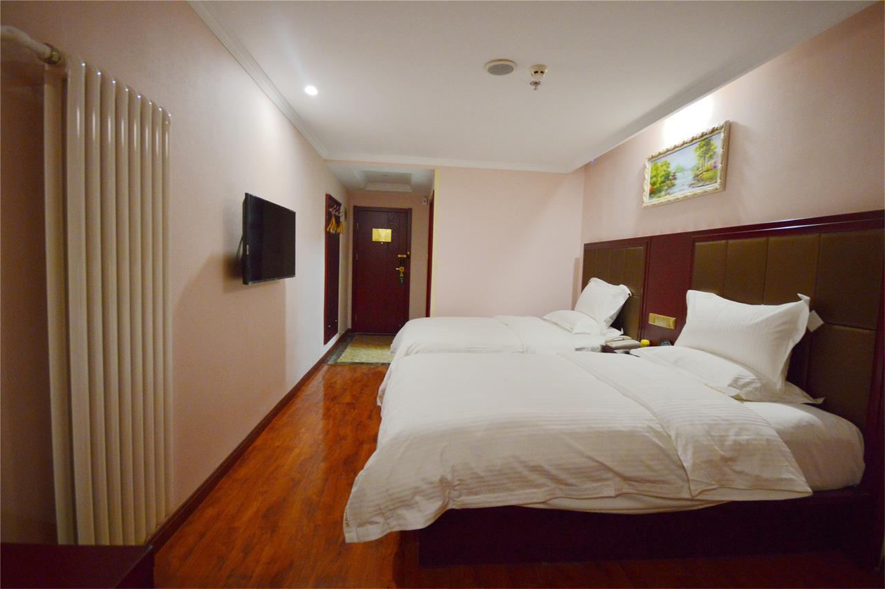 Greentree Inn Jiangsu Suzhou Kunshan High Speed Rail Station Hengshan Road Express Hotel Екстер'єр фото